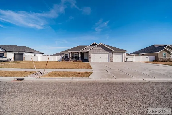 $549,900 | 1250 Bent Grass Drive, Ammon, ID 83401