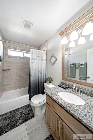 $549,900 | 1250 Bent Grass Drive, Ammon, ID 83401