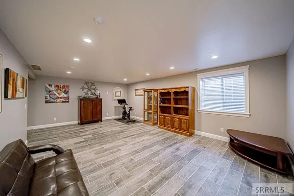 $549,900 | 1250 Bent Grass Drive, Ammon, ID 83401