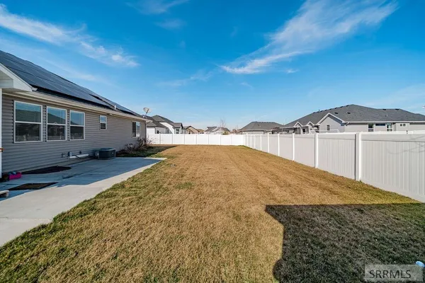$549,900 | 1250 Bent Grass Drive, Ammon, ID 83401