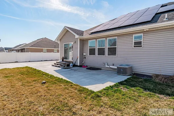 $549,900 | 1250 Bent Grass Drive, Ammon, ID 83401