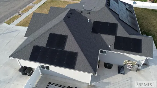 $549,900 | 1250 Bent Grass Drive, Ammon, ID 83401