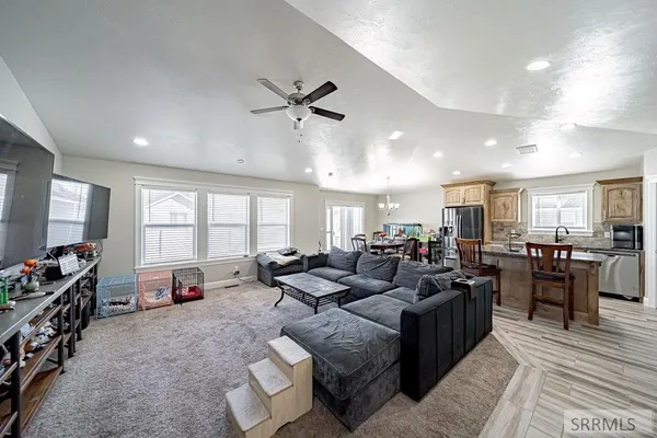 $549,900 | 1250 Bent Grass Drive, Ammon, ID 83401
