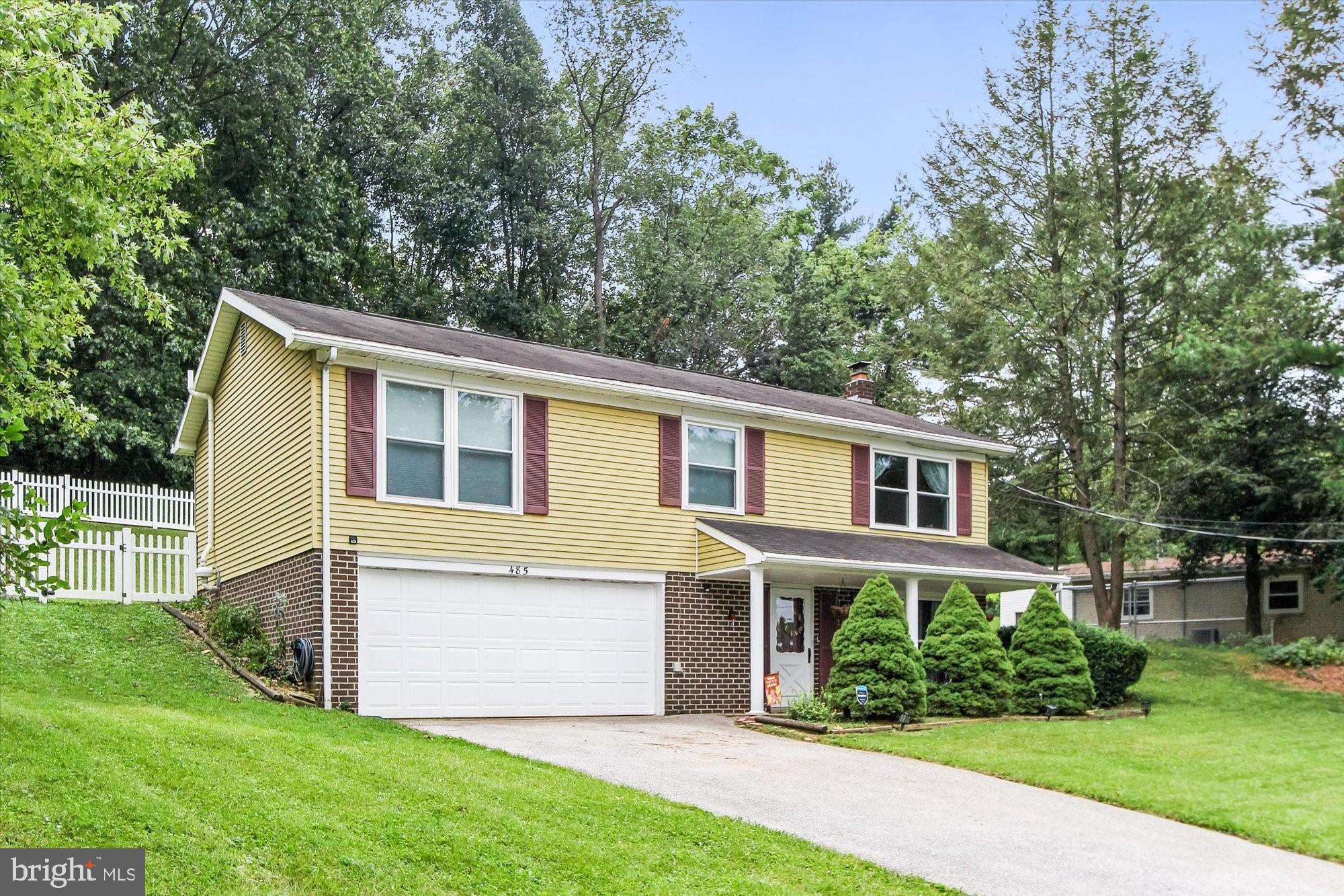 485 Pinehurst Road York, PA 17402 - Photo 2 of 27 Gallery Image 2