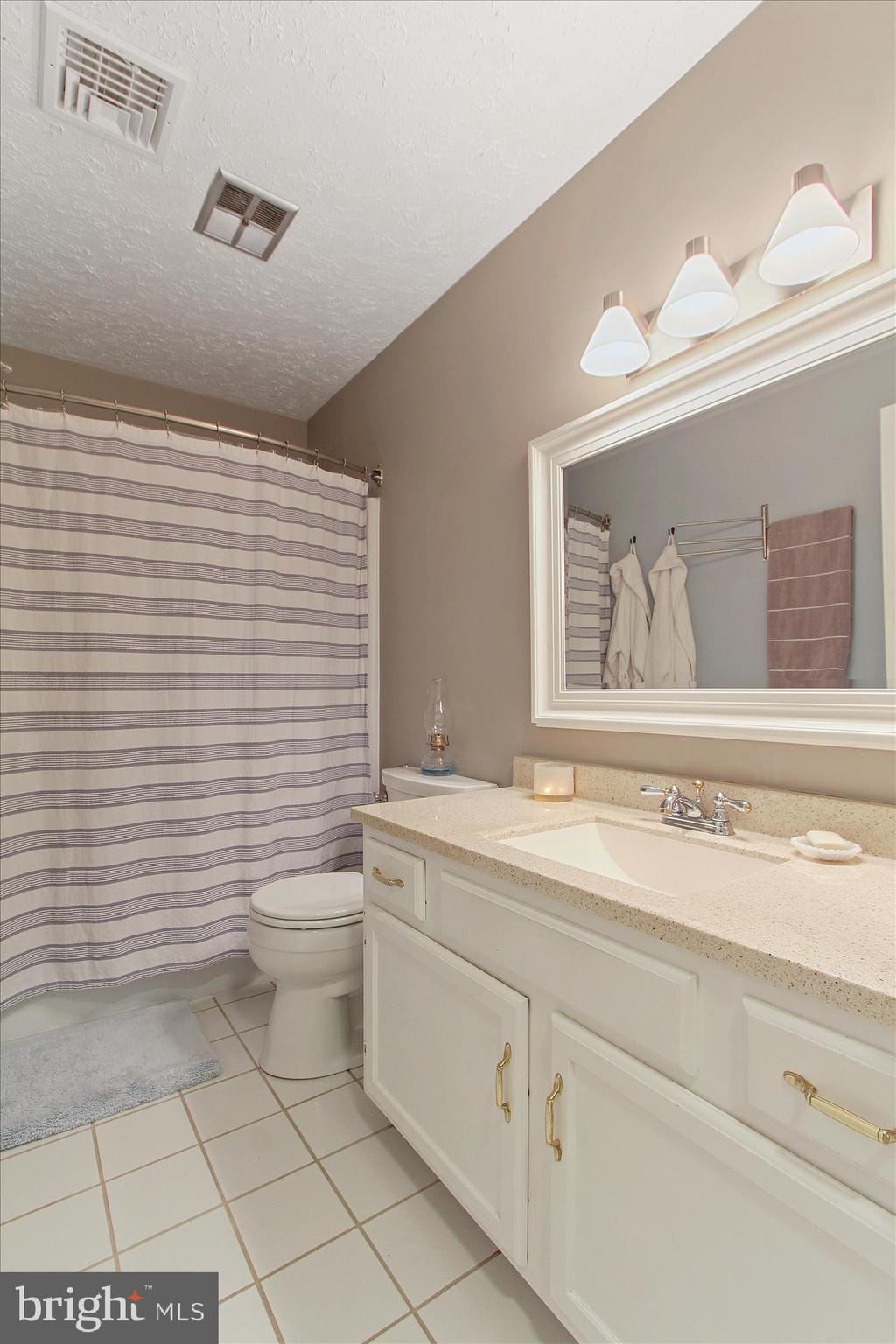 485 Pinehurst Road York, PA 17402 - Photo 15 of 27 Gallery Image 15