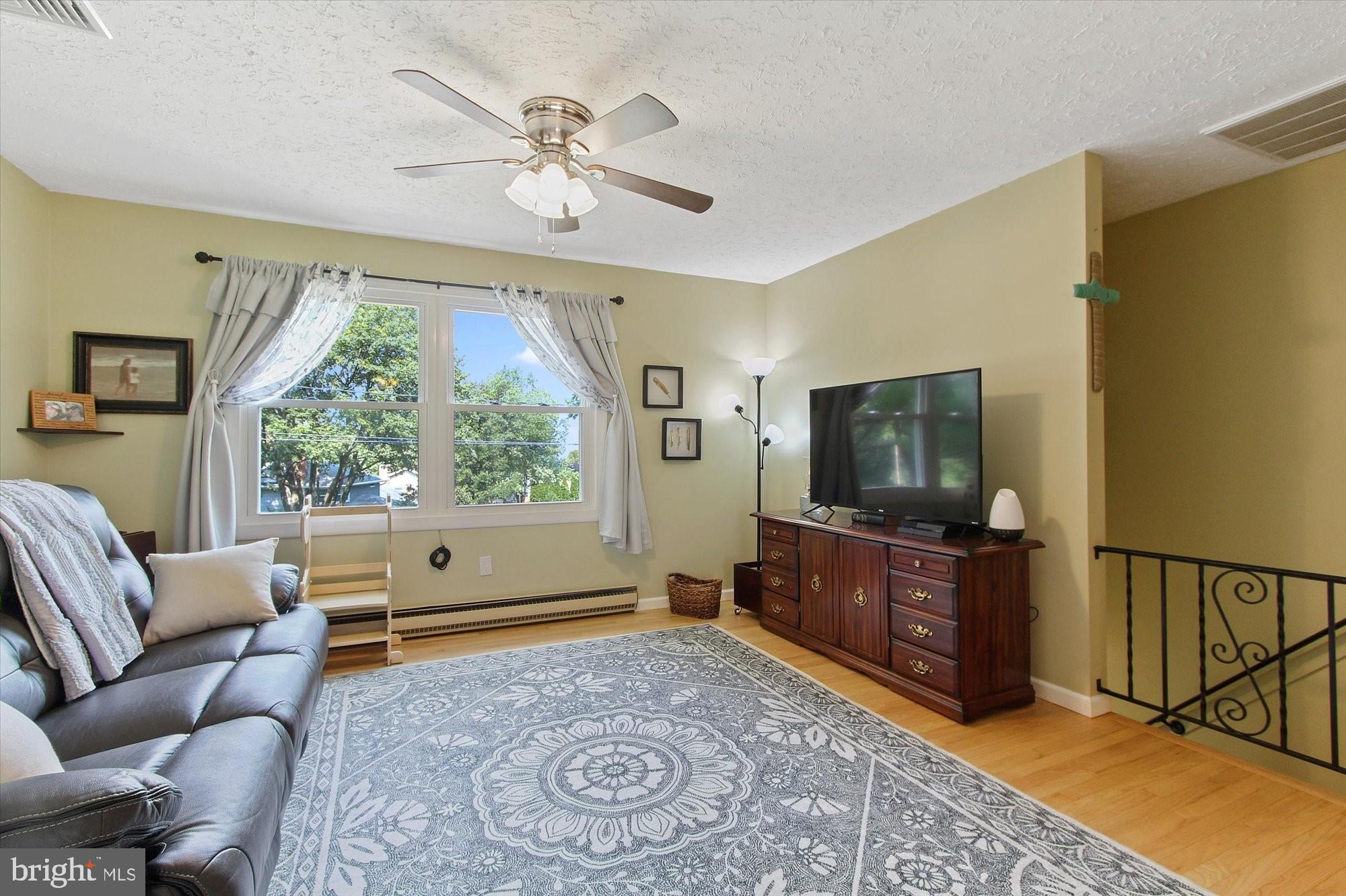 485 Pinehurst Road York, PA 17402 - Photo 3 of 27 Gallery Image 3