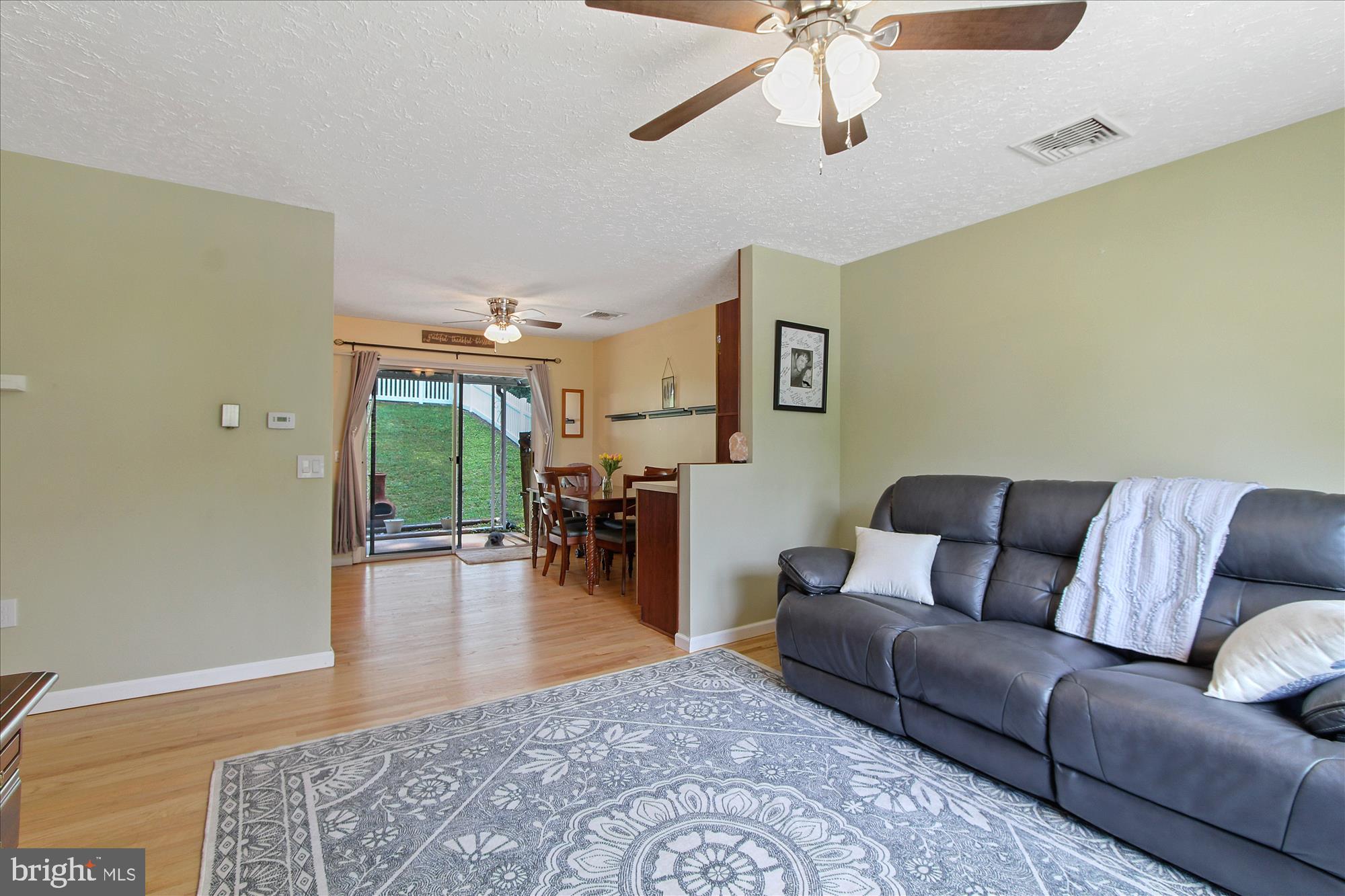 485 Pinehurst Road York, PA 17402 - Photo 5 of 27 Gallery Image 5