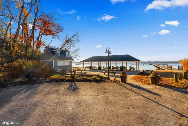 $2,300,000 | 7 Sullivan Drive, Severna Park, MD 21146