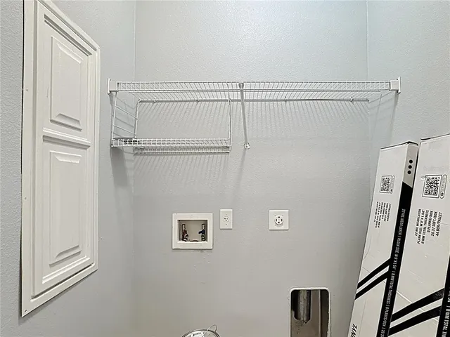 $2,300 | 1500 Broken Oak Drive, Unit 25B, Winter Garden, FL 34787