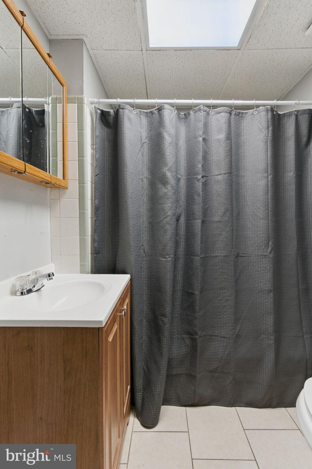 4508 Post Road Marcus Hook, PA 19061 - Photo 15 of 38 a utility room with dryer and washer