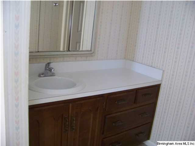 204 Watson Way Gardendale, AL 35071 - Photo 15 of 32