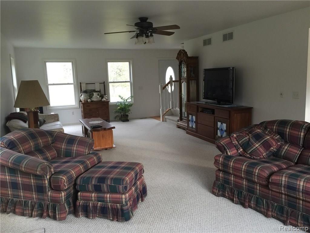 5650 Weller Road Gregory, MI 48137 - Photo 2 of 21