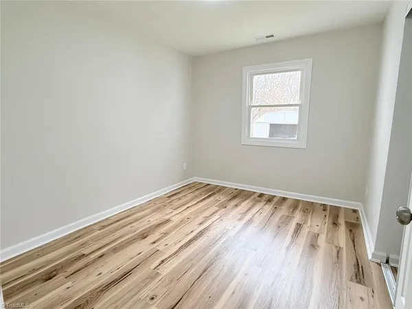 $179,900 | 1614 Oneka Avenue, High Point, NC 27260