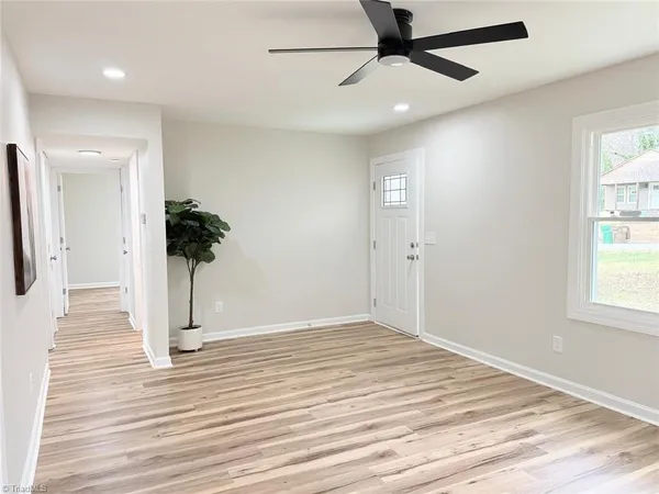 $179,900 | 1614 Oneka Avenue, High Point, NC 27260