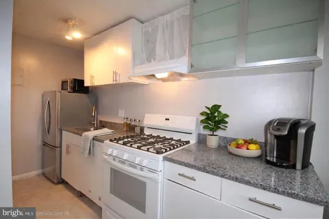 $130,000 | 2500 North Van Dorn Street, Unit 1118, Alexandria, VA 22302