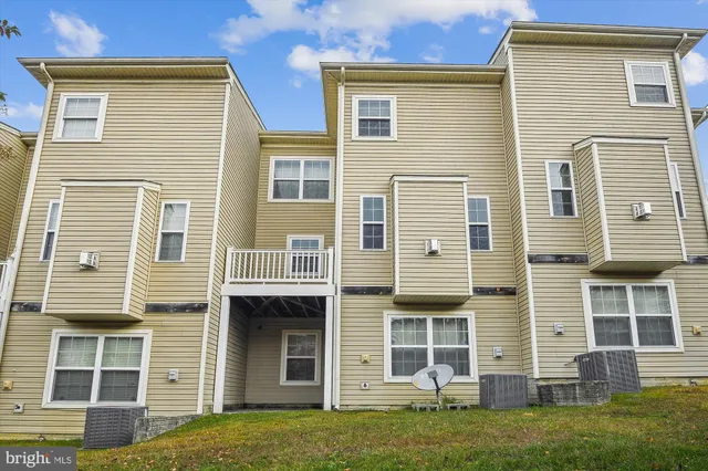 $3,300 | 642 Highland Farms Circle, Gambrills, MD 21054