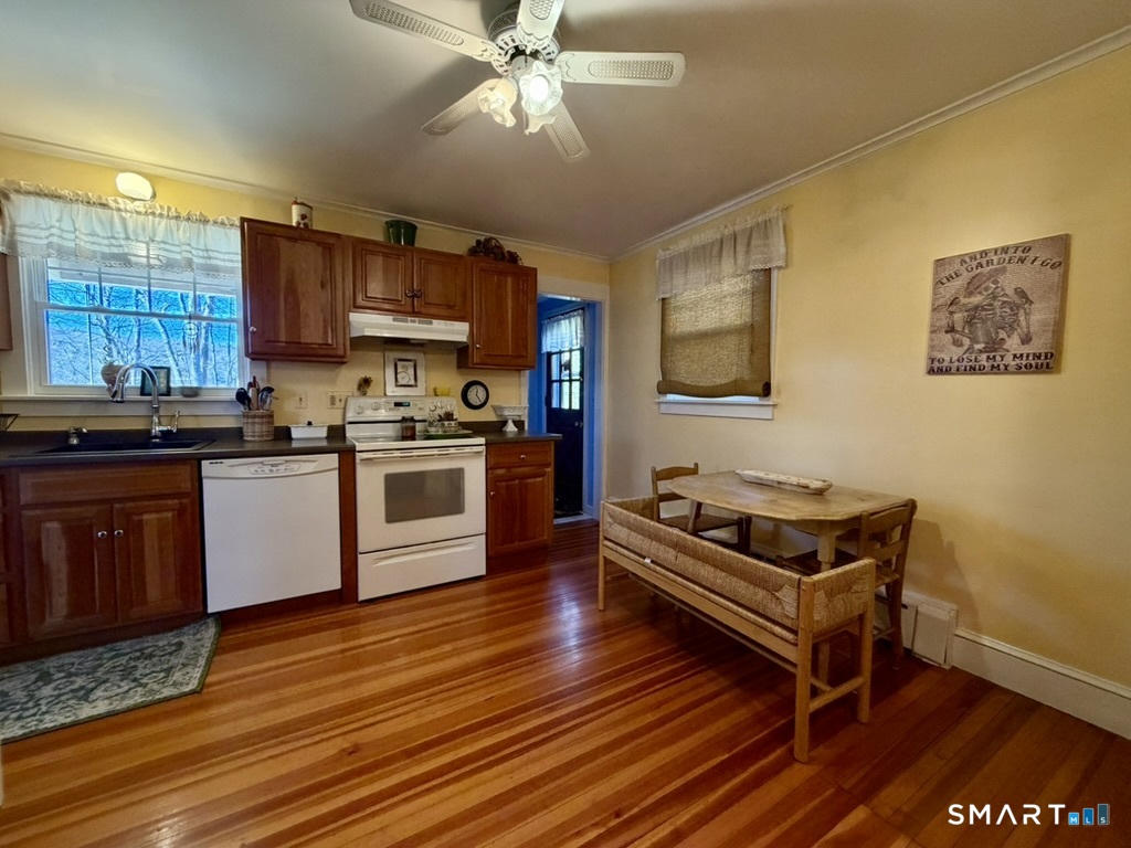 80 Cliff Street Naugatuck, CT 06770 - Photo 20 of 38
