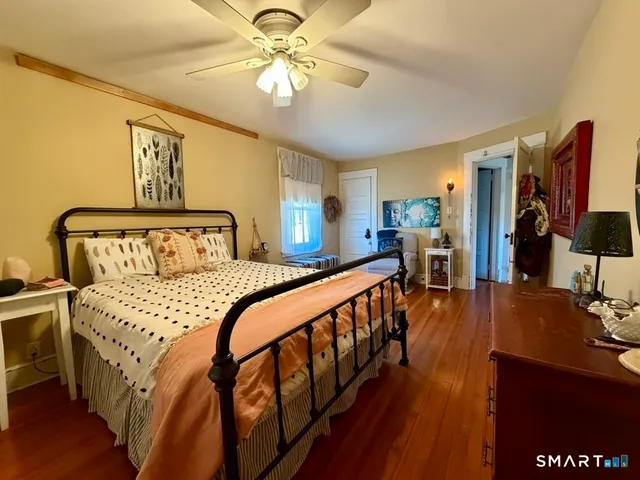 $319,900 | 80 Cliff Street, Naugatuck, CT 06770