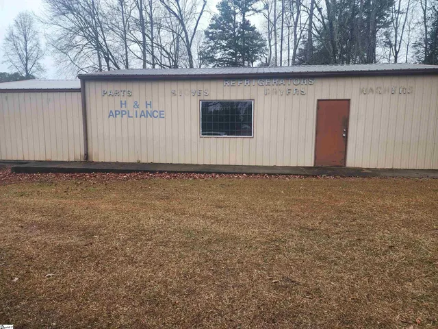 $275,000 | 2025 Farrs Bridge Road, Easley, SC 29640