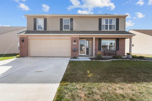 $289,900 | 943 Gulf Shore Boulevard, Kokomo, IN 46902