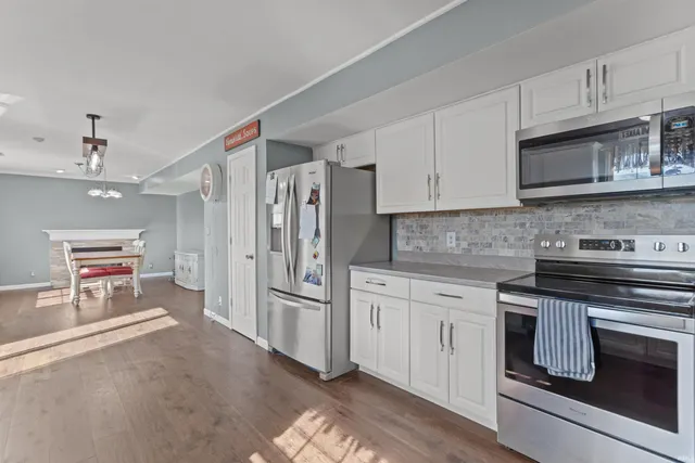 $285,000 | 943 Gulf Shore Boulevard, Kokomo, IN 46902