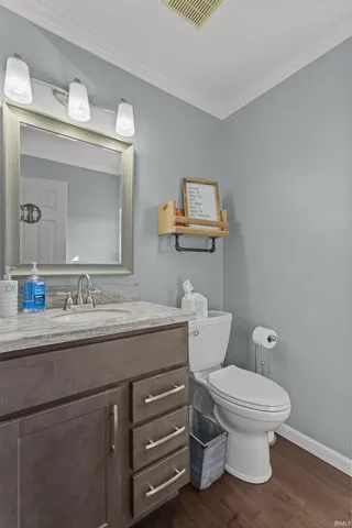 $285,000 | 943 Gulf Shore Boulevard, Kokomo, IN 46902