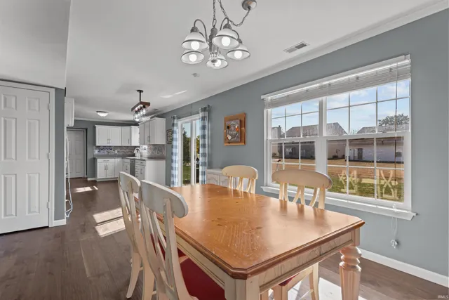 $285,000 | 943 Gulf Shore Boulevard, Kokomo, IN 46902