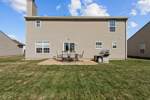 $285,000 | 943 Gulf Shore Boulevard, Kokomo, IN 46902