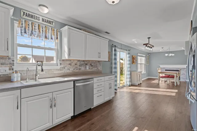 $285,000 | 943 Gulf Shore Boulevard, Kokomo, IN 46902