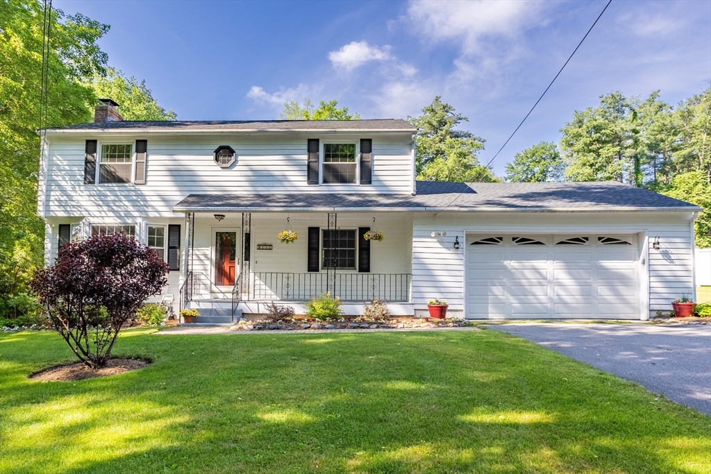 112 Old County Road Lancaster, MA 01523 - Photo 2 of 38 Gallery Image 2