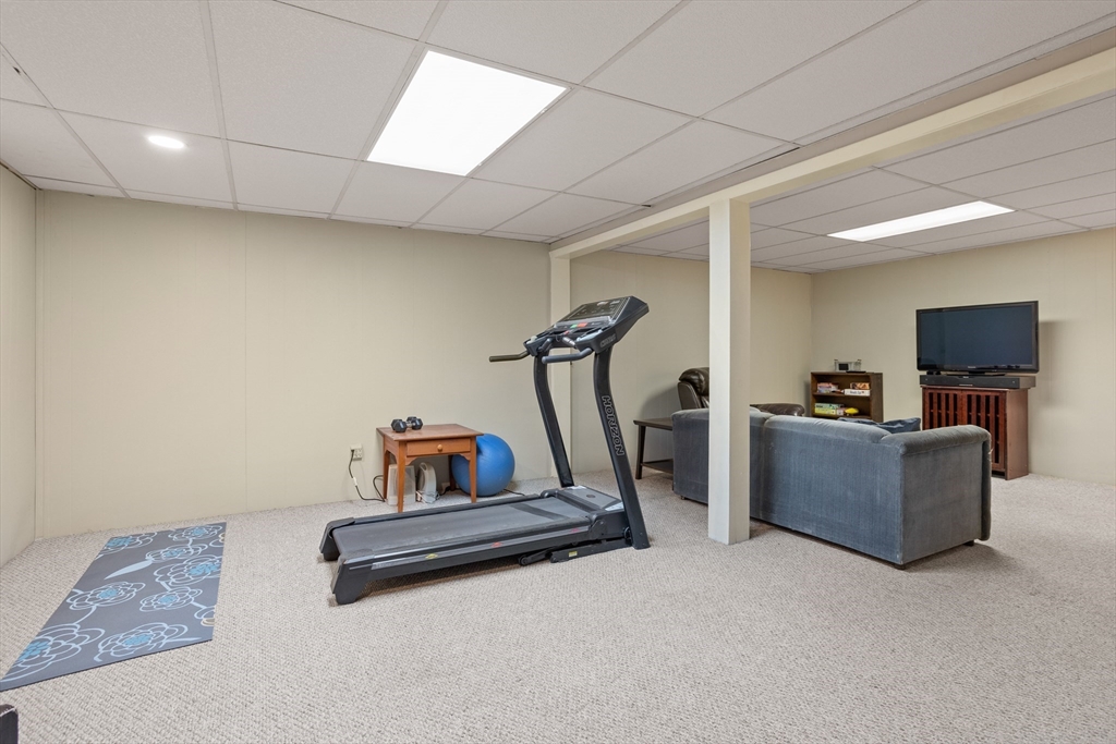 112 Old County Road Lancaster, MA 01523 - Photo 29 of 38 Gallery Image 29