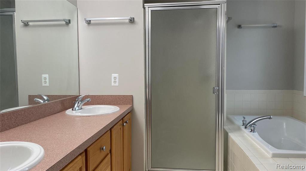 1606 Nadine Rochester, MI 48307 - Photo 24 of 33