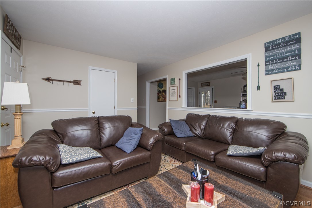 1009 Evans Road Powhatan, VA 23139 - Photo 4 of 18 Gallery Image 4