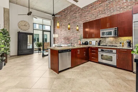 $550,000 | 1050 Island Avenue, Unit 711, San Diego, CA 92101