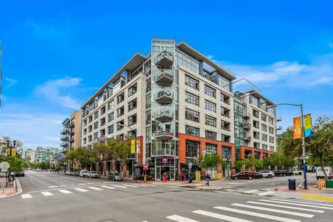 $550,000 | 1050 Island Avenue, Unit 711, San Diego, CA 92101