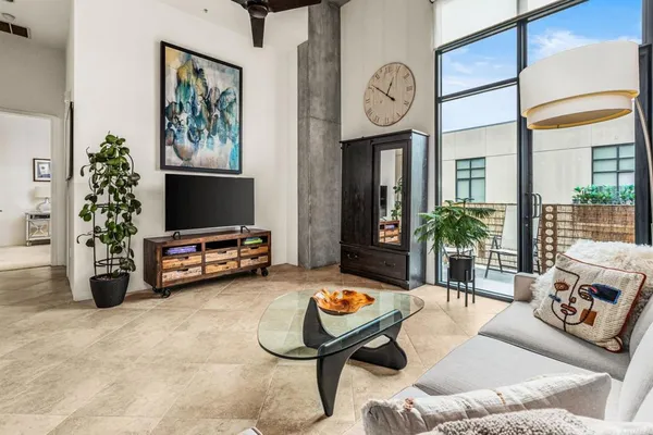 $550,000 | 1050 Island Avenue, Unit 711, San Diego, CA 92101