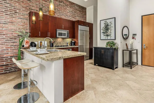 $550,000 | 1050 Island Avenue, Unit 711, San Diego, CA 92101