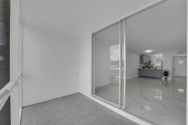 $2,600 | 750 Northeast Spanish River Boulevard, Unit 102, Boca Raton, FL 33431