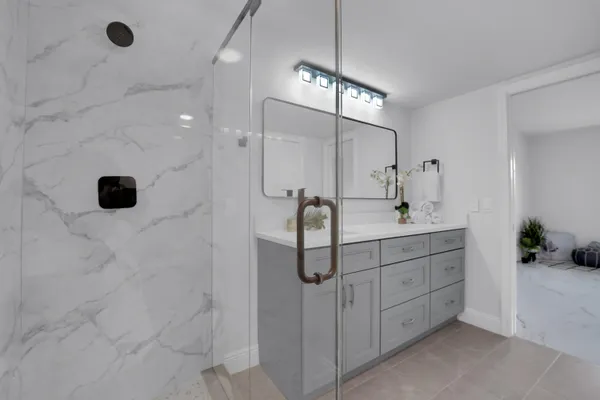 $2,600 | 750 Northeast Spanish River Boulevard, Unit 102, Boca Raton, FL 33431