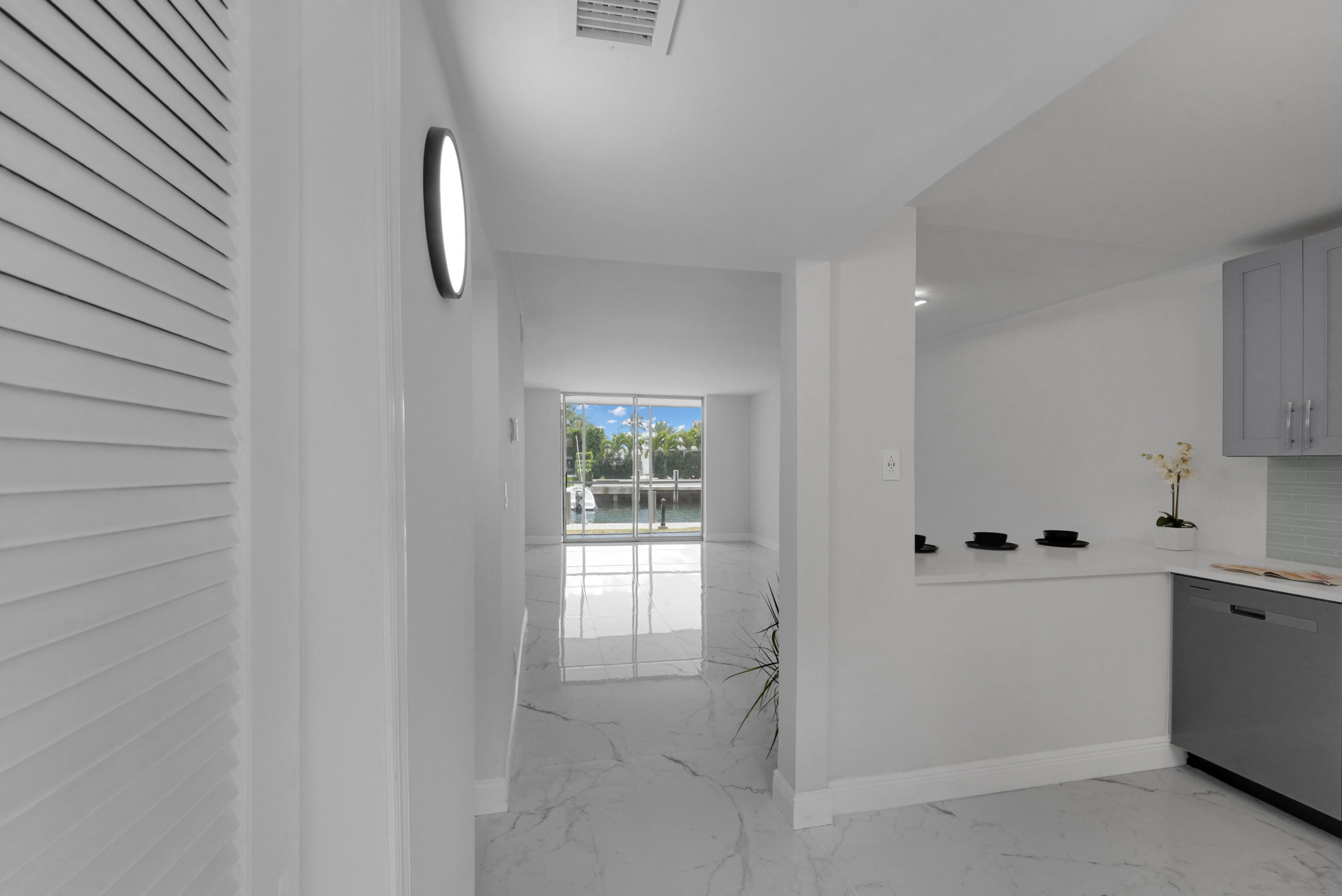 750 Northeast Spanish River Boulevard, Unit 102 Boca Raton, FL 33431 - Photo 6 of 42