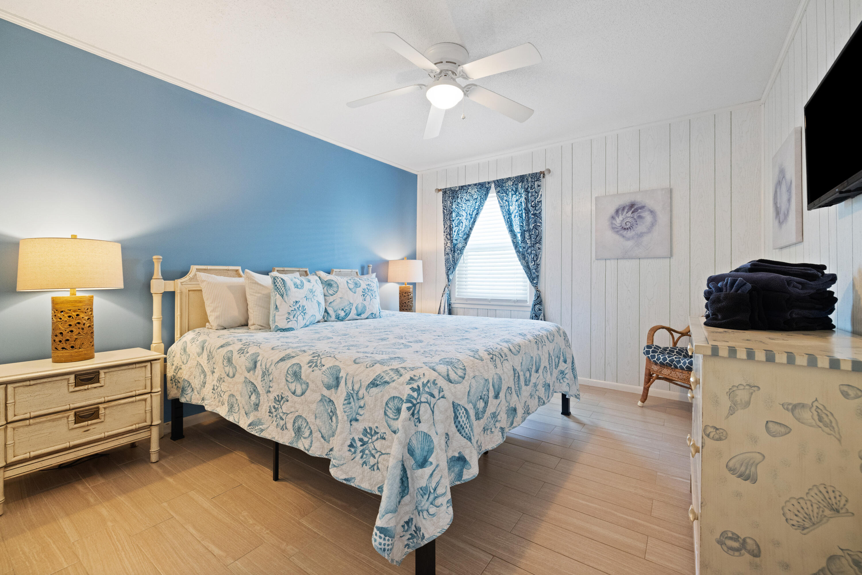 22409 Front Beach Road, Unit B Panama City Beach, FL 32413 - Photo 27 of 59 A-19