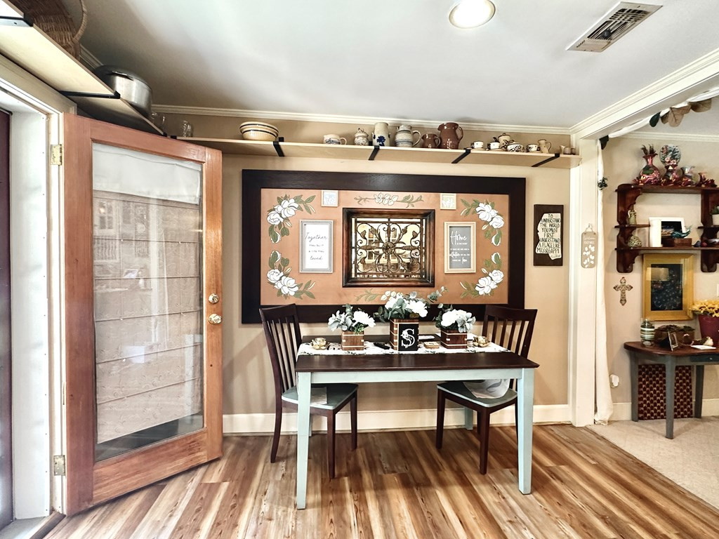 4146 Magnolia Pisgah Road Summit, MS 39666 - Photo 12 of 39 Dining area