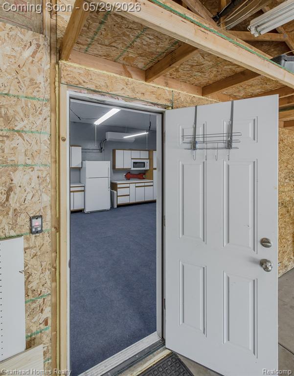 2831 Watkins Lake Road Waterford, MI 48328 - Photo 28 of 45