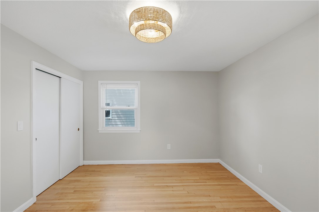 247 Asylum Road Warwick, RI 02886 - Photo 16 of 34
