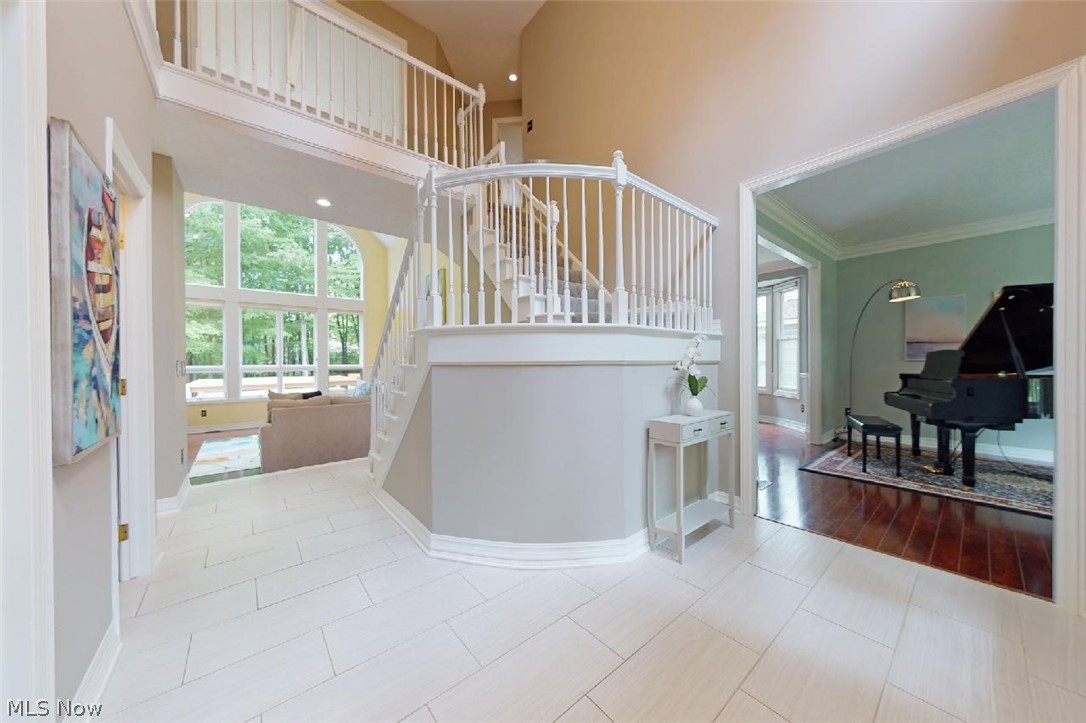 5562 High Point Road Solon, OH 44139 - Photo 2 of 30 Gallery Image 2