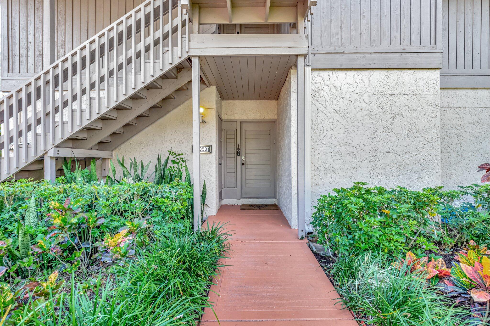 19953 Trevi Way, Unit 19953 Boca Raton, FL 33434 - Photo 4 of 91 4-web-or-mls-DSC_4685