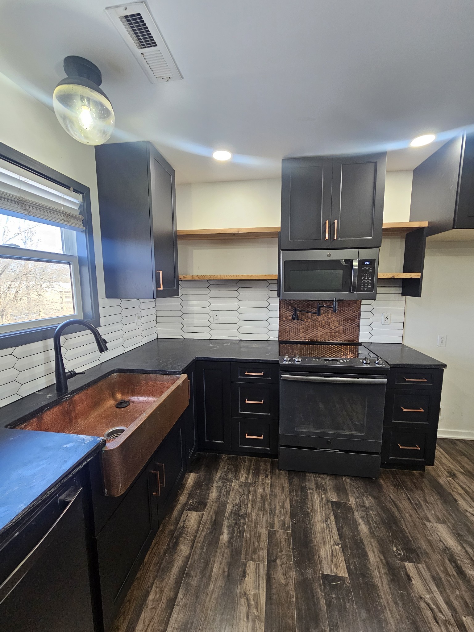 4470 Russellville Road Hopkinsville, KY 42240 - Photo 13 of 29