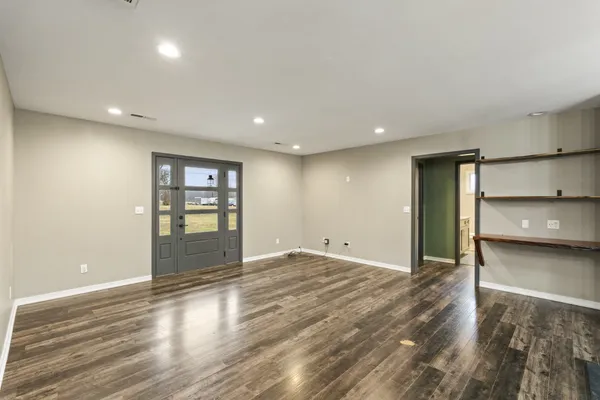 $285,000 | 4470 Russellville Road, Hopkinsville, KY 42240