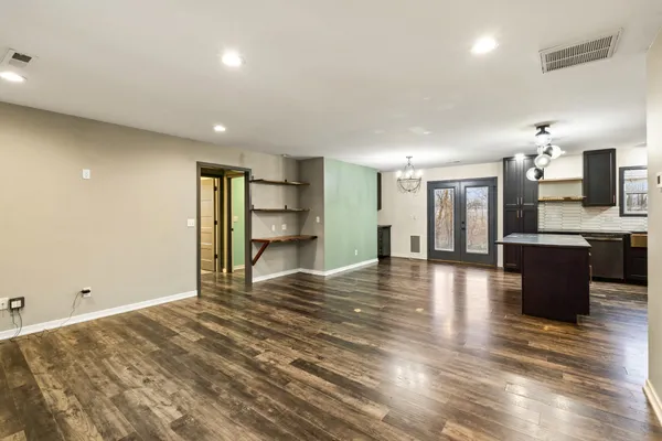 $285,000 | 4470 Russellville Road, Hopkinsville, KY 42240