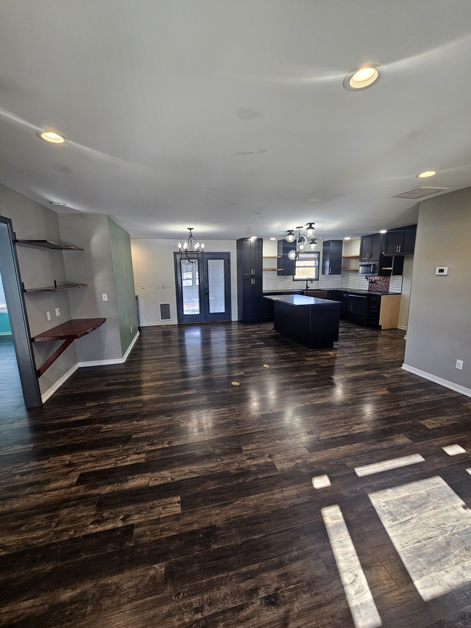 4470 Russellville Road Hopkinsville, KY 42240 - Photo 6 of 29